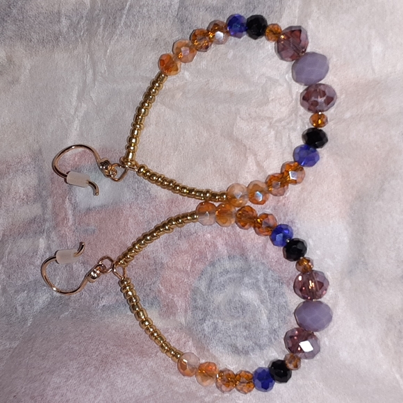 Avon Bohemian Earrings inch and half in length. $10 Free Gift With Purchase - Picture 4 of 7